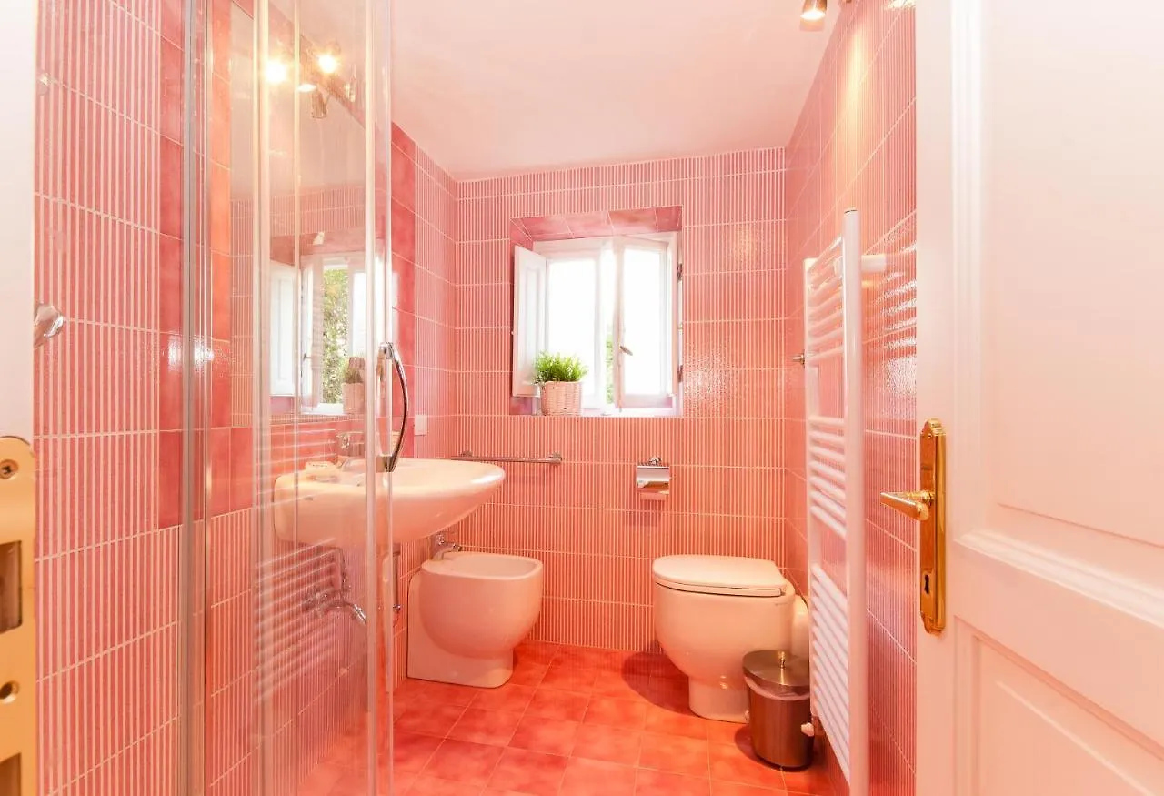 Oltrarno Apartments Florence