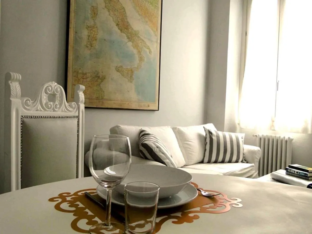 Oltrarno Apartments Florence 0*,  Italy